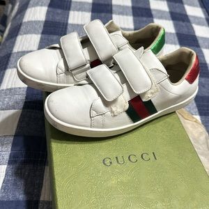 Gucci kids sneakers used